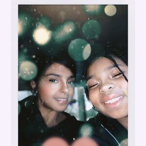 Meet your Posher, Carla